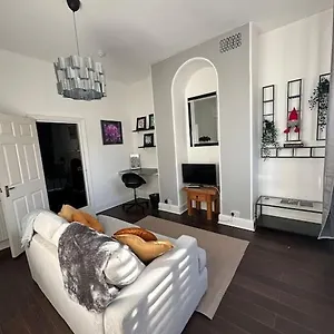 Rialto Luxury ! Bath
